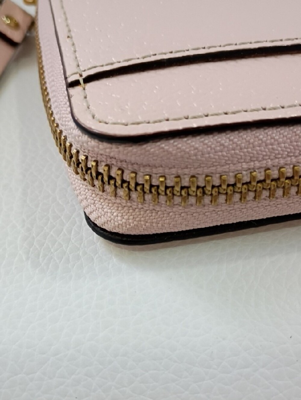 Kate Spade New York Pale Pink Zip-Around Pebbled Leather Wallet - Picture 5 of 11